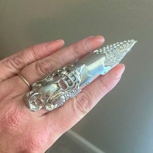 Cool silver and rhinestone dragon claw/talon ring